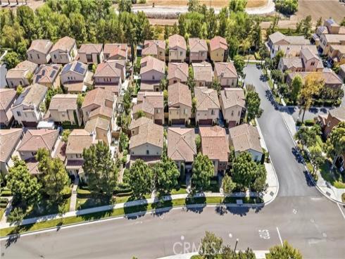 56 Pathway , Irvine, CA