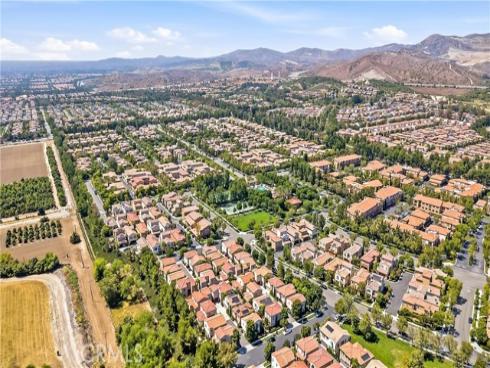 56 Pathway , Irvine, CA