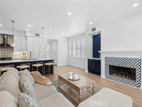 11 Petria , Irvine, CA