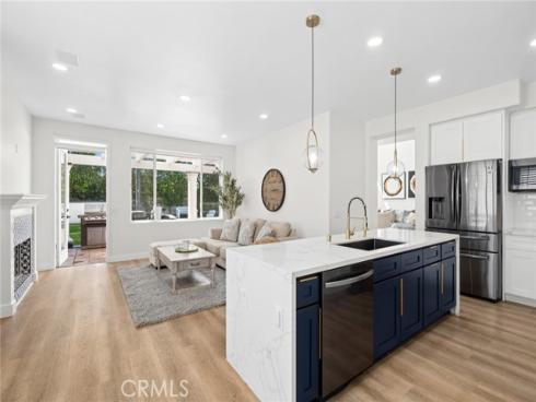 11 Petria , Irvine, CA