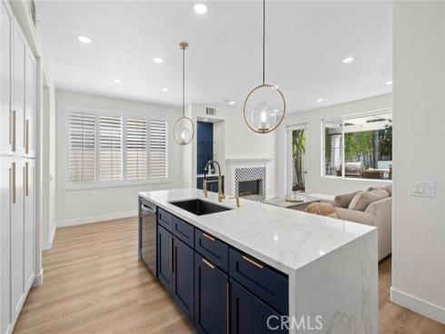 11 Petria , Irvine, CA