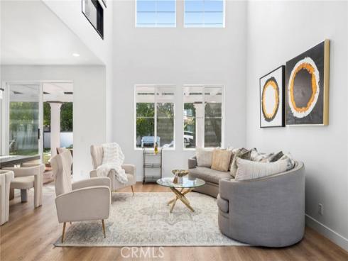 11 Petria , Irvine, CA