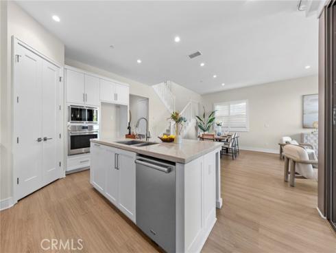 130 Tomahawk , Irvine, CA