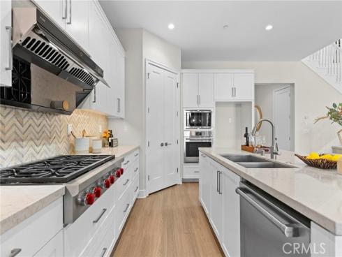 130 Tomahawk , Irvine, CA