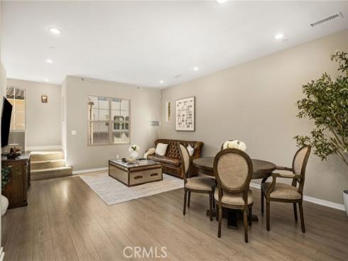 111 Tallowood , Irvine, CA