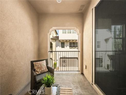 111 Tallowood , Irvine, CA