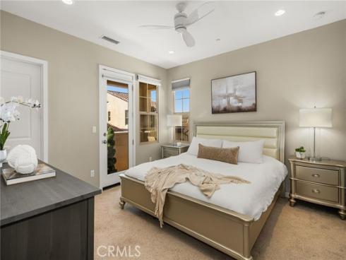 111 Tallowood , Irvine, CA