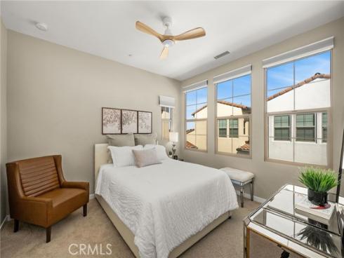 111 Tallowood , Irvine, CA