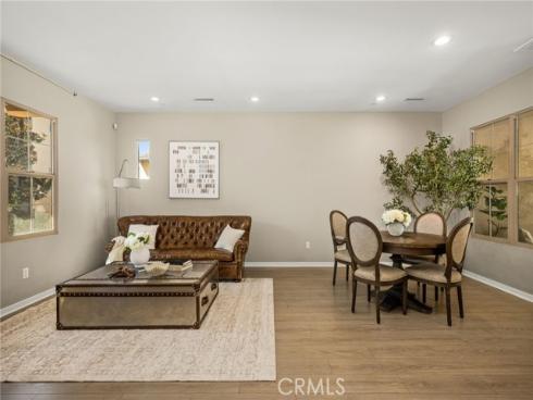 111 Tallowood , Irvine, CA