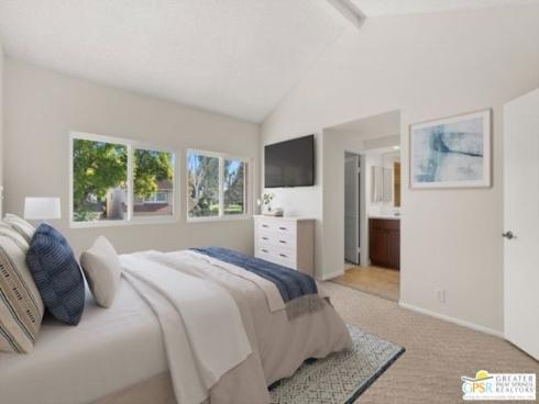 30 W Entrada , Irvine, CA