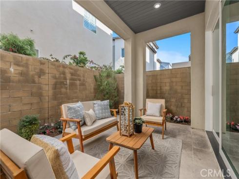 110  Spiral  , Irvine, CA