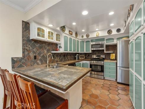 20  Leatherwood  , Irvine, CA