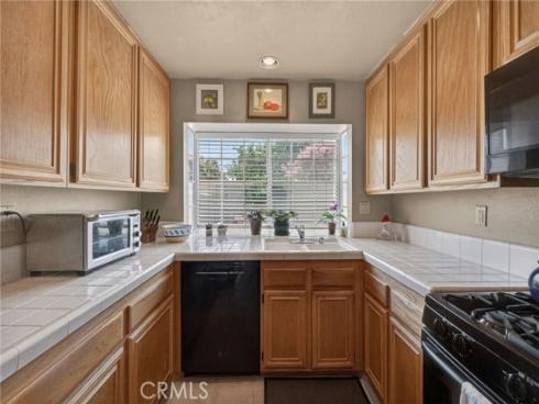 10 Agostino , Irvine, CA