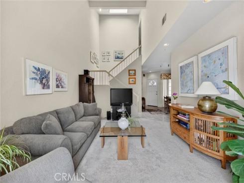10 Agostino , Irvine, CA