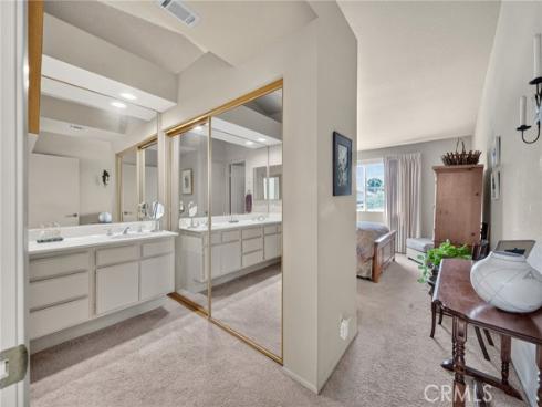 10 Agostino , Irvine, CA