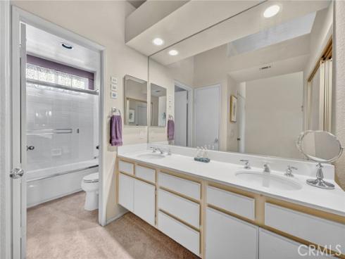 10 Agostino , Irvine, CA