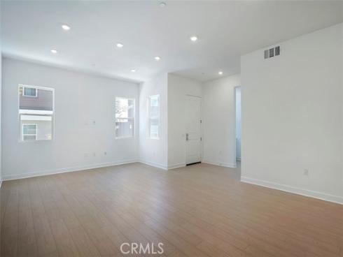 523 Mulligan , Irvine, CA