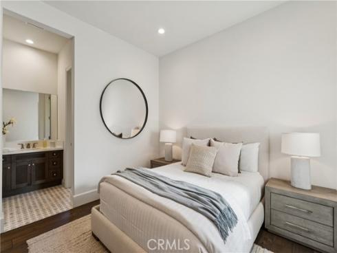 127 Lanzon , Irvine, CA