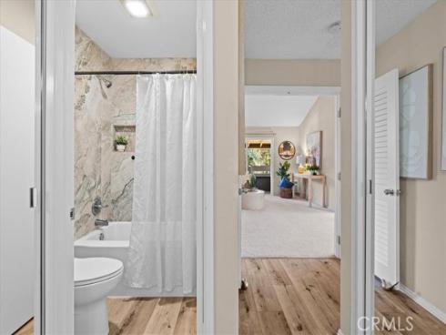 208 Springview , Irvine, CA