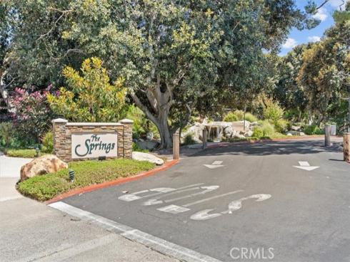 208 Springview , Irvine, CA