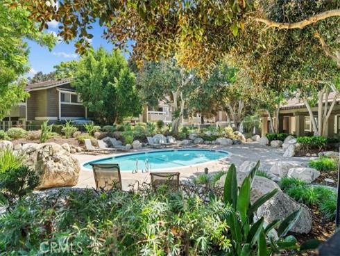 208 Springview , Irvine, CA