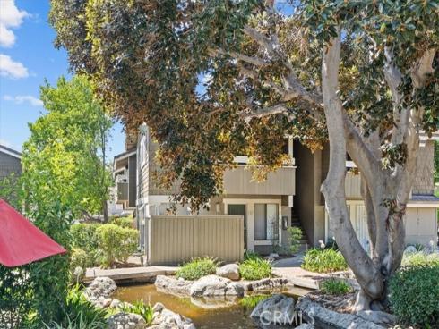 208 Springview , Irvine, CA
