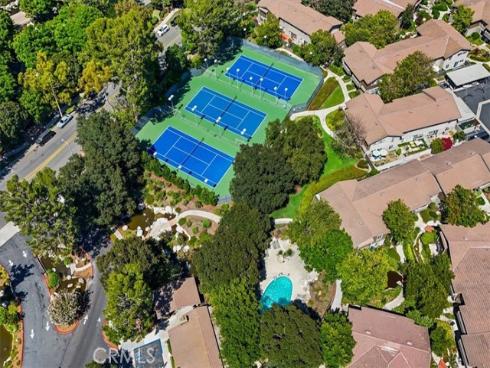 208 Springview , Irvine, CA