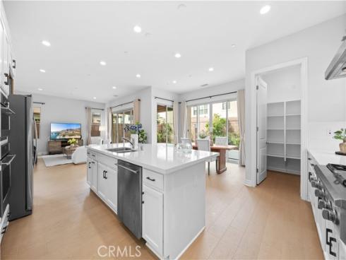 125 Lovelace , Irvine, CA