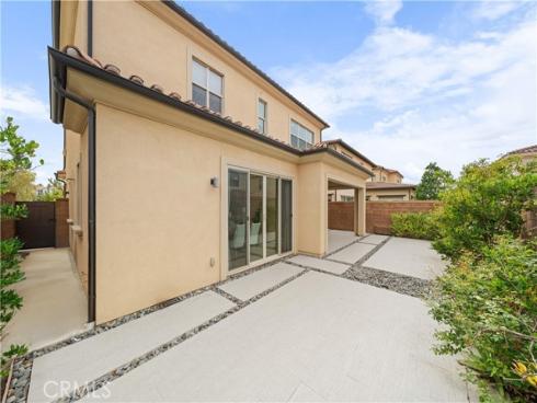 125 Lovelace , Irvine, CA
