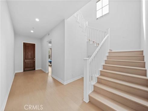 125 Lovelace , Irvine, CA