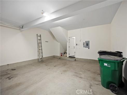 86 Mayfair , Irvine, CA