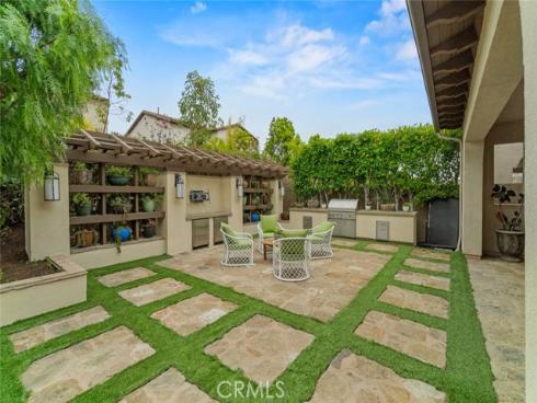 208 Radial , Irvine, CA