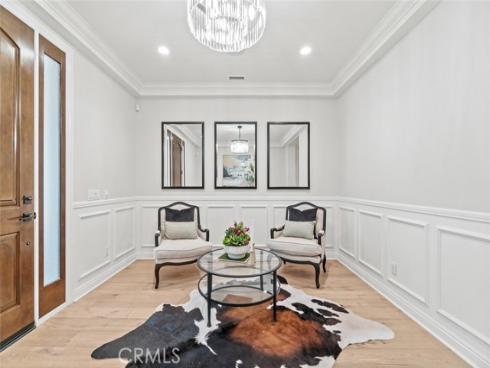 208 Radial , Irvine, CA