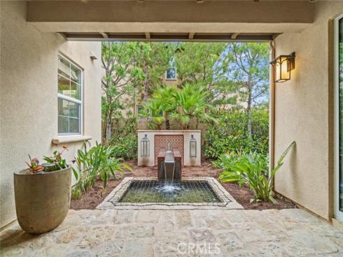 208 Radial , Irvine, CA
