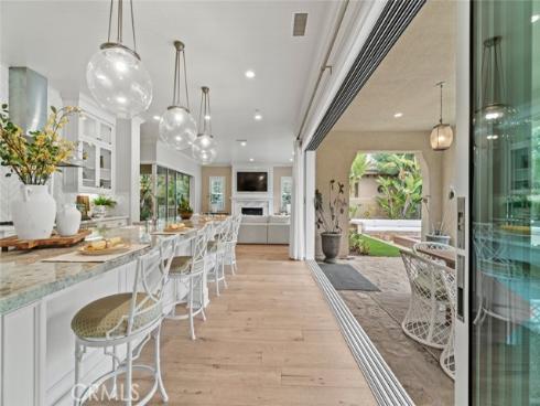 208 Radial , Irvine, CA