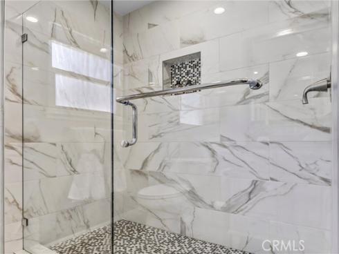 20 Farragut , Irvine, CA