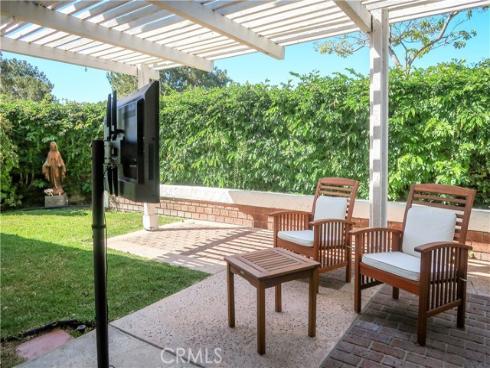 12  Pleasonton  , Irvine, CA