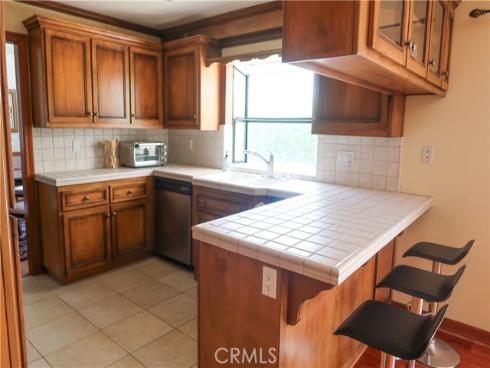 12  Pleasonton  , Irvine, CA