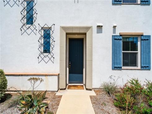 159 Newington , Irvine, CA