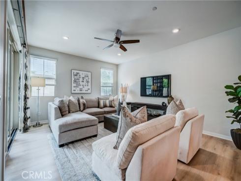 159 Newington , Irvine, CA