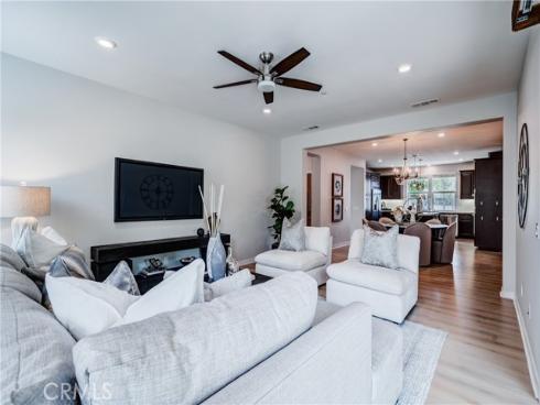 159 Newington , Irvine, CA