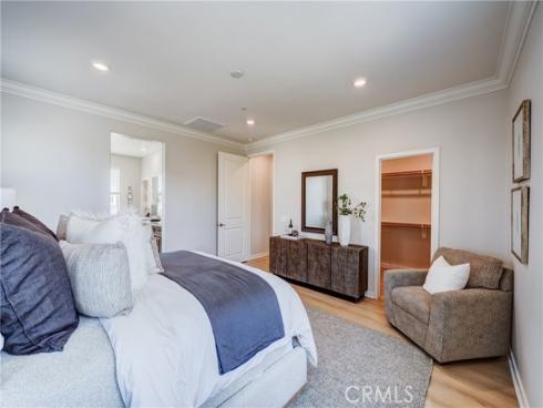 159 Newington , Irvine, CA