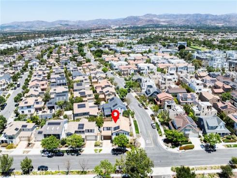 159 Newington , Irvine, CA