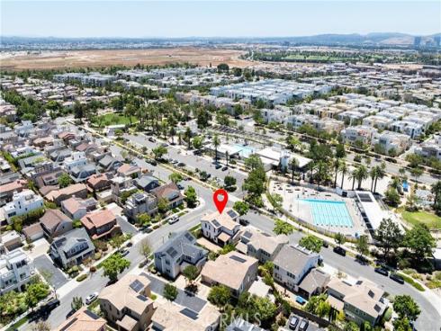 159 Newington , Irvine, CA