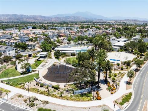 159 Newington , Irvine, CA