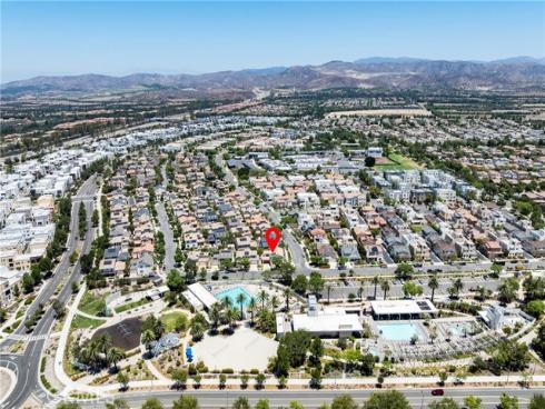 159 Newington , Irvine, CA