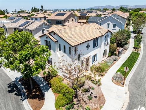 159 Newington , Irvine, CA