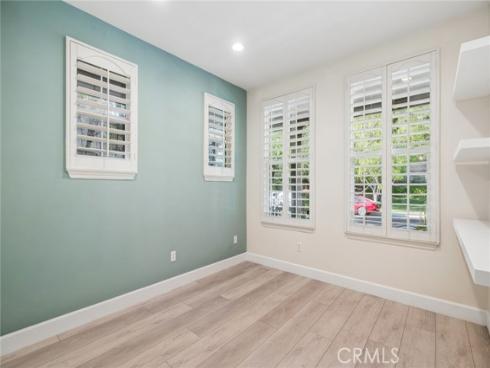 62 Logan , Irvine, CA