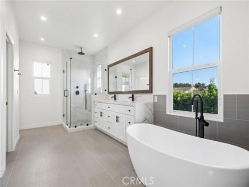 62 Logan , Irvine, CA
