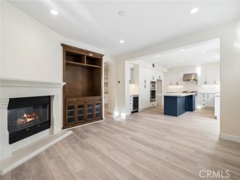62 Logan , Irvine, CA